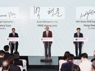 WDC2028_SigningCeremony