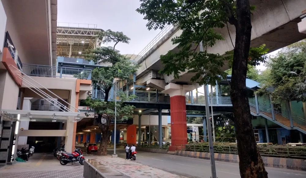 rvroadmetrostation