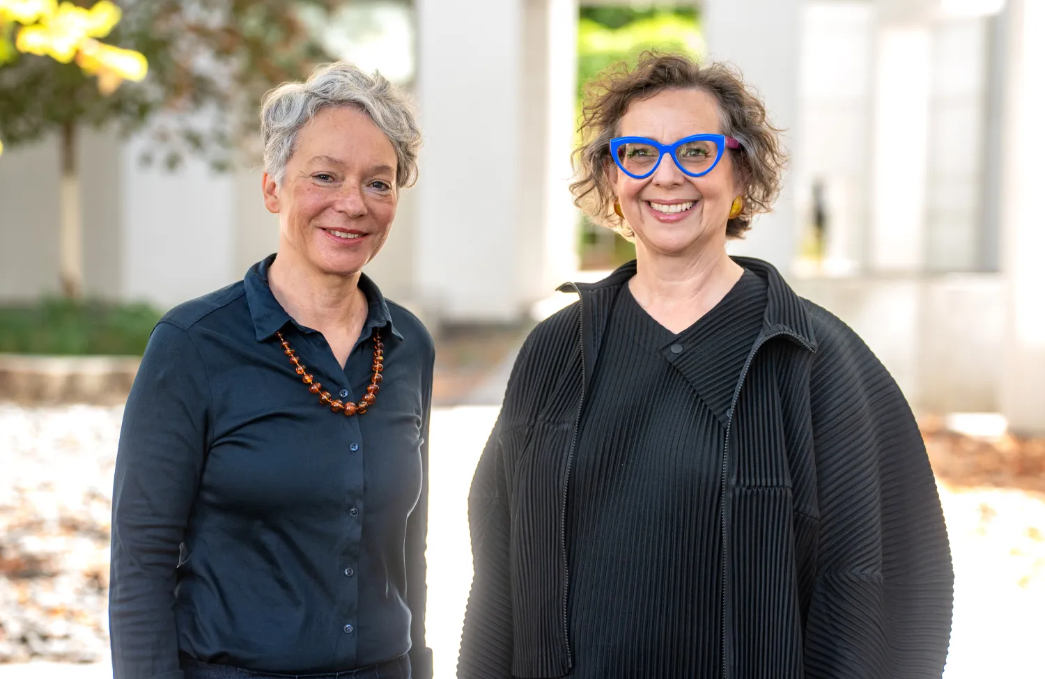 Dr. Ina Hartwig (left) with artist Janet Echelman (right). Photo credit: Holger Menzel.